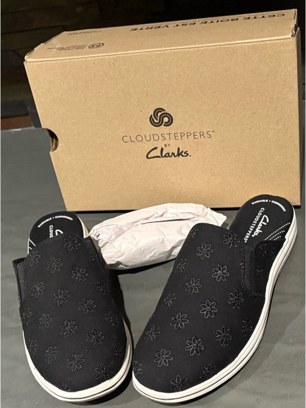 New Clark’s Cloudsteppers Breeze Shore Mule/Black/Size 9